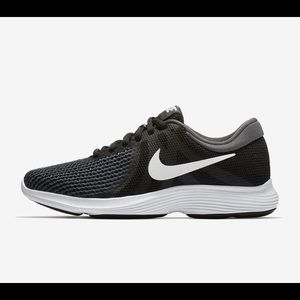 Nike Revolution 4 Women's Running Shoes